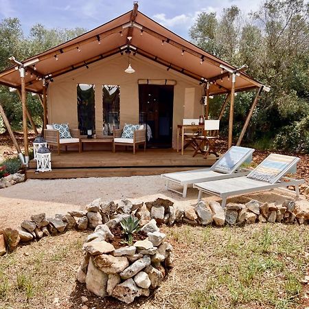 Hotel Domus Olea Glamping à Ceglie Messapica Extérieur photo
