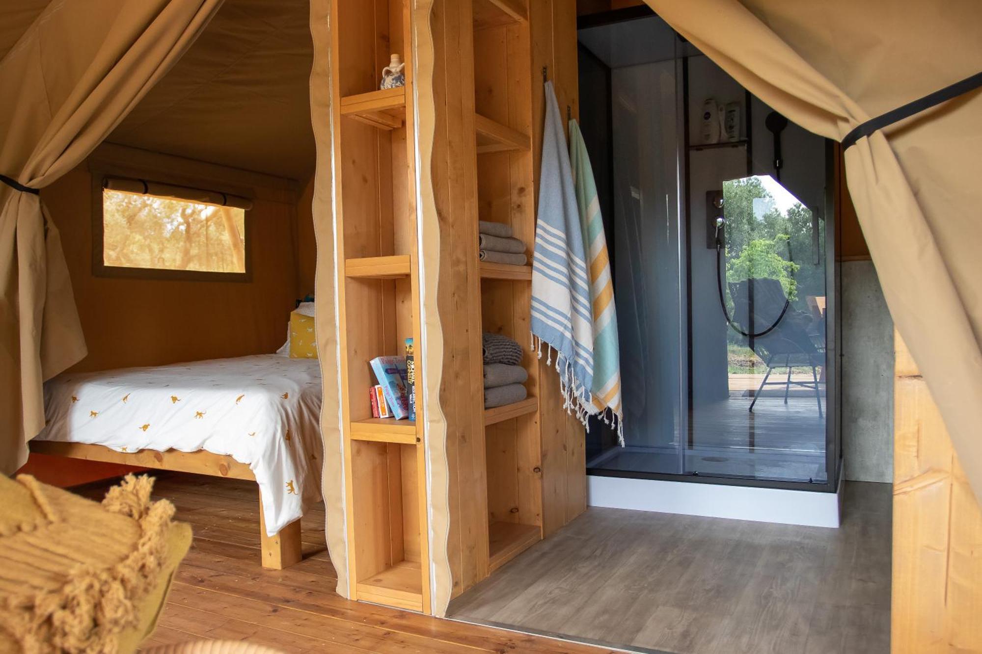 Hotel Domus Olea Glamping à Ceglie Messapica Extérieur photo