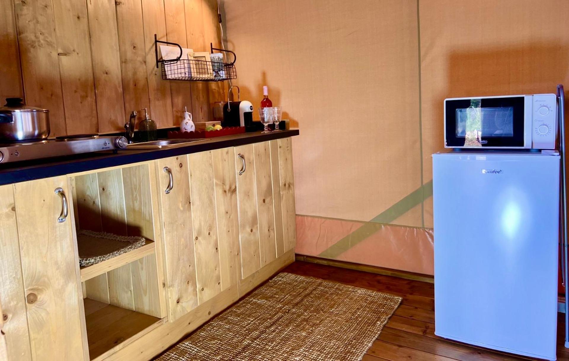 Hotel Domus Olea Glamping à Ceglie Messapica Extérieur photo