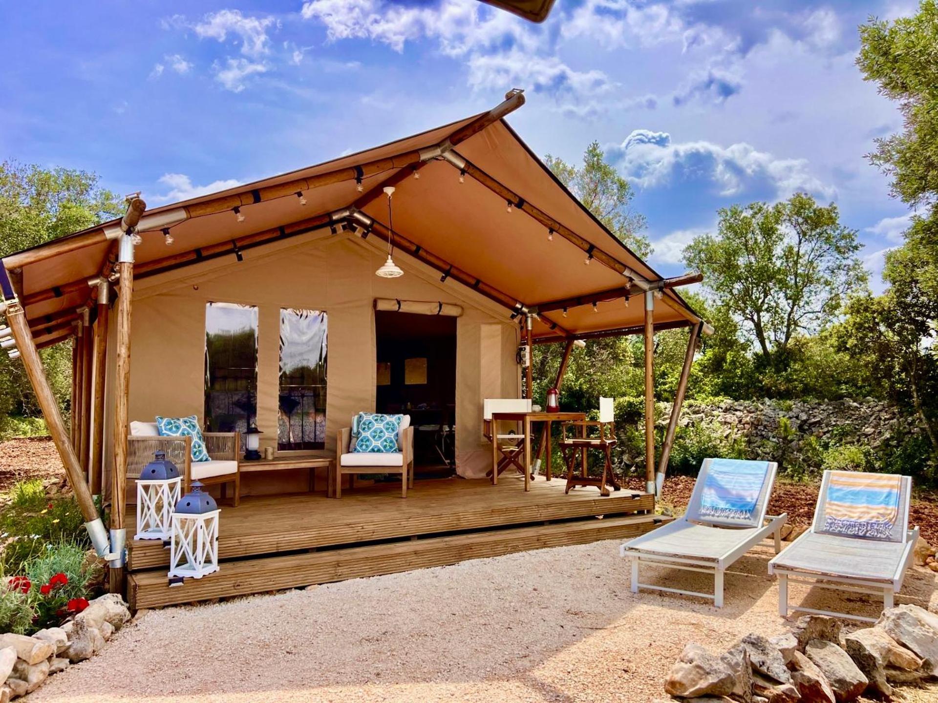 Hotel Domus Olea Glamping à Ceglie Messapica Extérieur photo